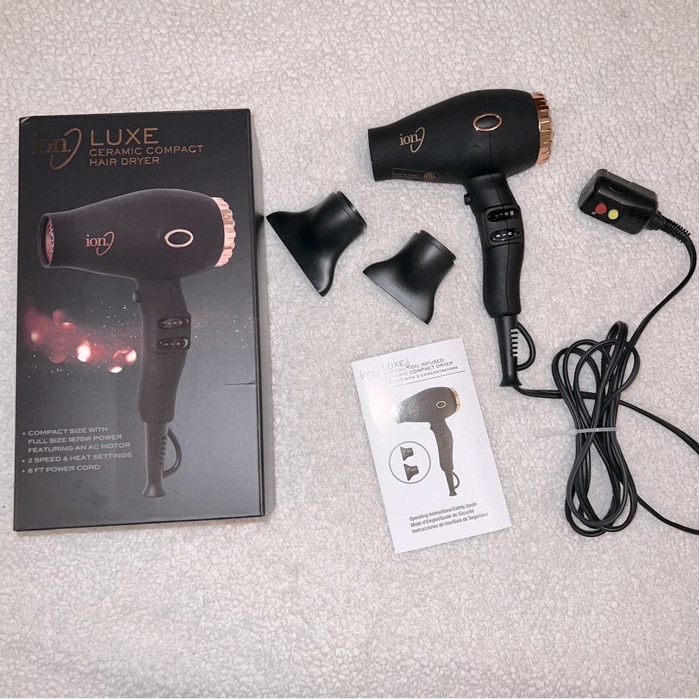 Ion Luxe Coconut Infused Ceramic Compact Dryer 1875 watts